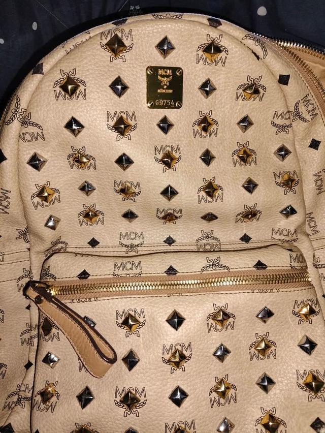 MCM backpack size M ของแท้ 4