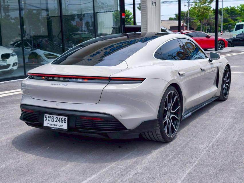 รหัสรถ KPV2498 2022 Porsche Taycan 4S สีเคยอน ภายในแดง 15