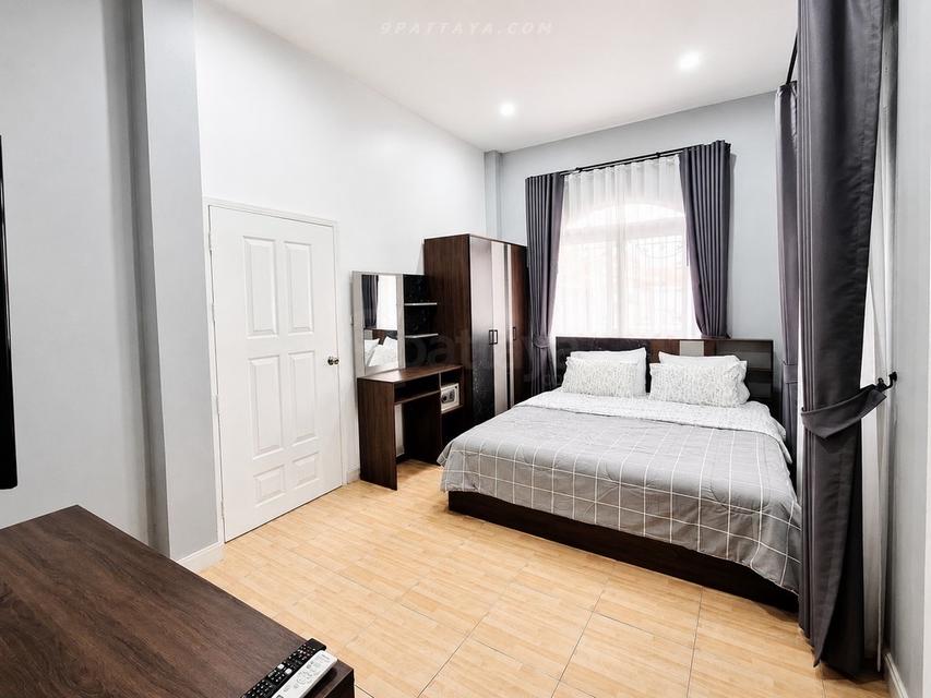 For Rent — Private Pool Villa at Thappraya Soi 15, PattayaPrivate pool villa for rent at Thappraya Soi 15, Pattaya. Fully furnished with new furniture 9