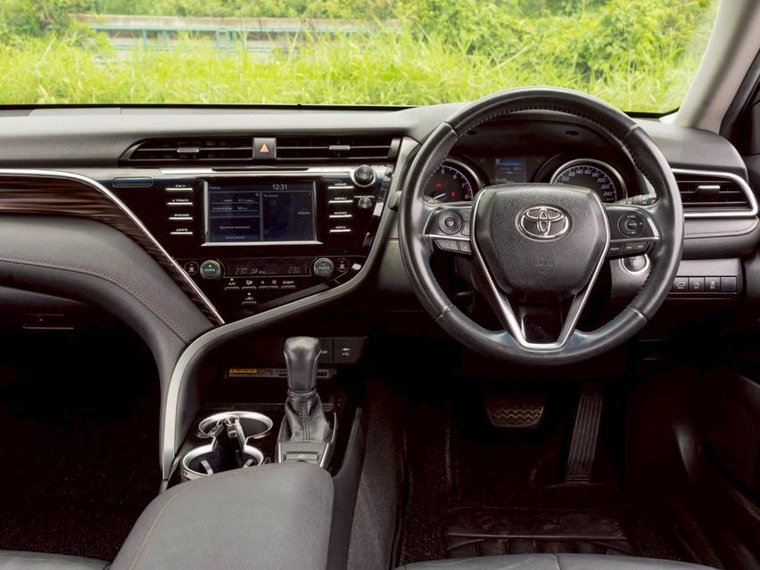 ขาย Toyota Camry 2.0G ปี19 12