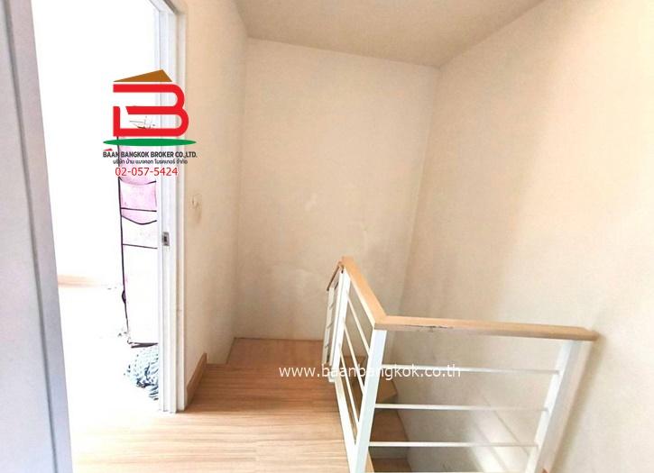 ทาวน์เฮ้าส์ 2 ชั้น หมู่บ้านพฤกษาวิลล์ 55/1 (แฟชั่นไอส์แลนด์) เนื้อที่ 28.6 ตรว. แขวงบางชัน เขตคลองสามวา 5