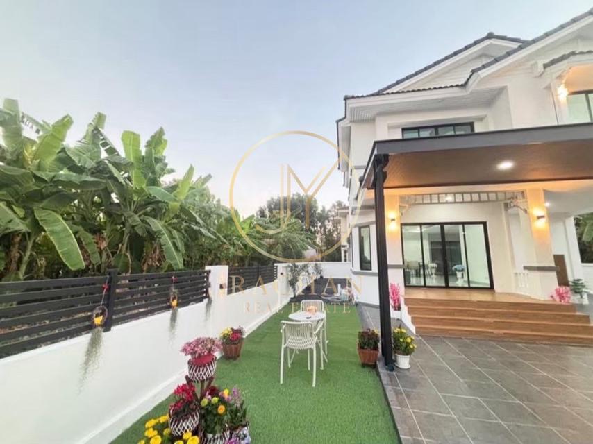 B69-299 ขายด่วน บ้านเดี่ยว 2 ชั้น รีโนเวทใหม่ หมู่บ้านชัยพฤกษ์ 1 ถ.คุ้มเกล้า 7 เนื้อที่ 65 ตร.ว พื้นที่ใช้สอย 180 ตร.ม 4 ห้องนอน 3 ห้องน้ำ 1 ห้องครัว 4