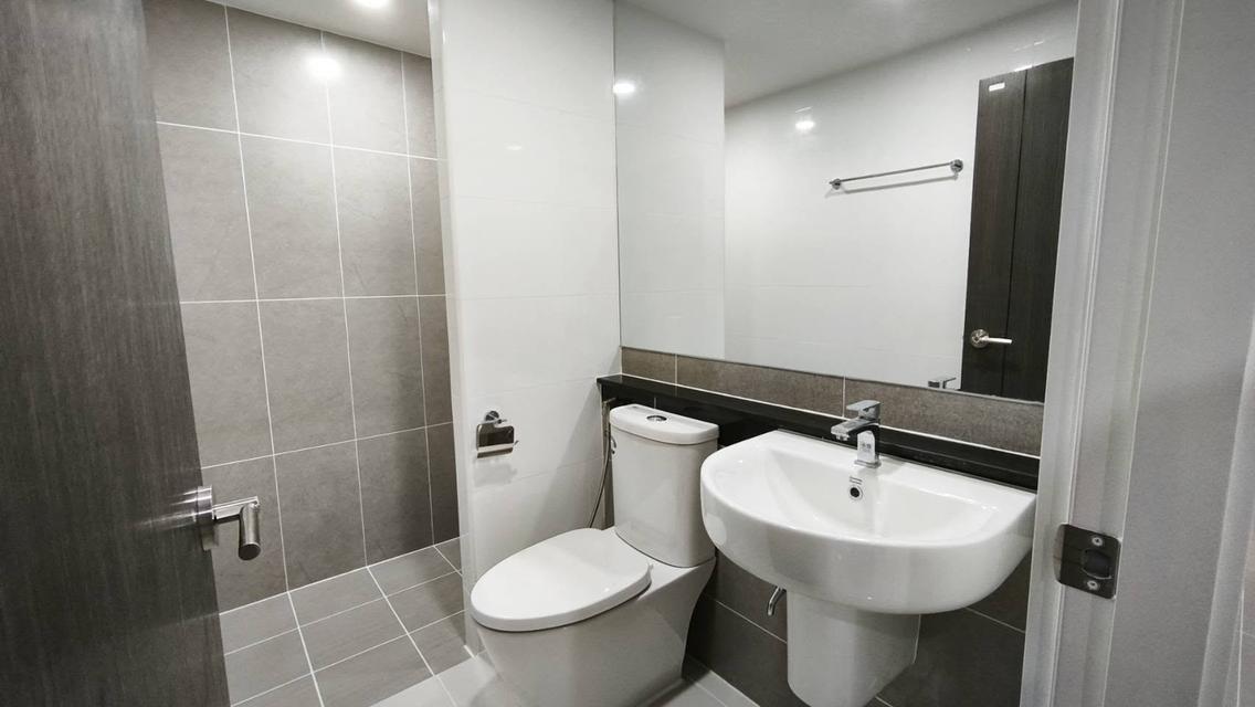 🏡 ทาวน์โฮมสองชั้นในโครงการ พร้อมระบบรักษาความปลอดภัย #เมืองเชียงใหม่ ราคาเพียง 25,000 บาท/เดือน ✨ 清迈联排别墅出租 3 卧室 3 卫生间 – 租金 25,000 泰铢/月 ✨ 5