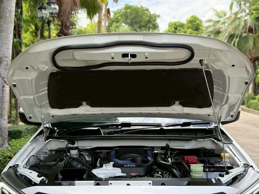 รหัสรถ PJP8084 2024 ISUZU D-MAX 1.9 Z X-Series Hi-Lander AT 19