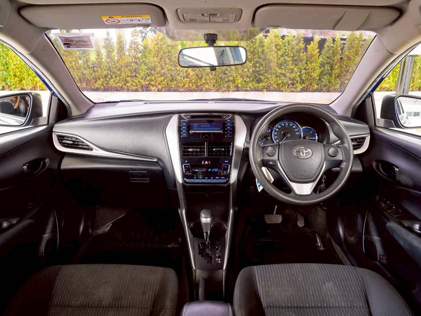 Toyota Yaris Ativ 1.2E ปี 2018 14