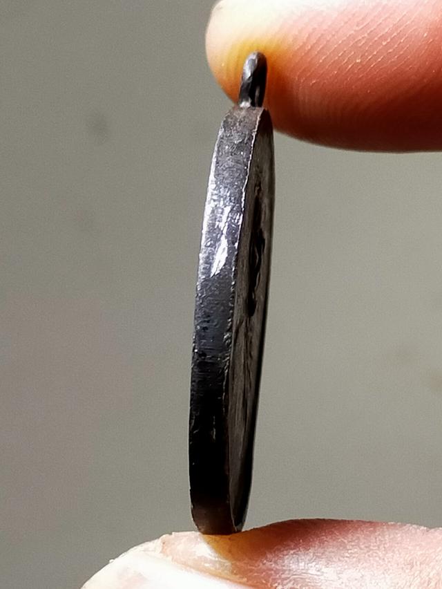 เหรียญพระเก่าสึกไม่ทราบที่ รูปที่ 3