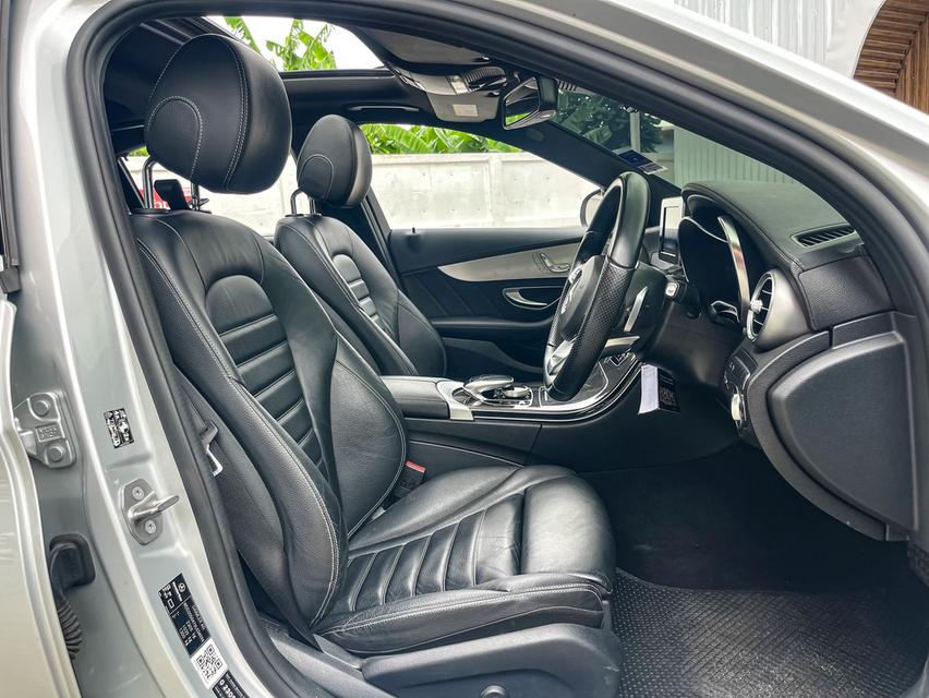 Benz C350e Amg ปี18 13