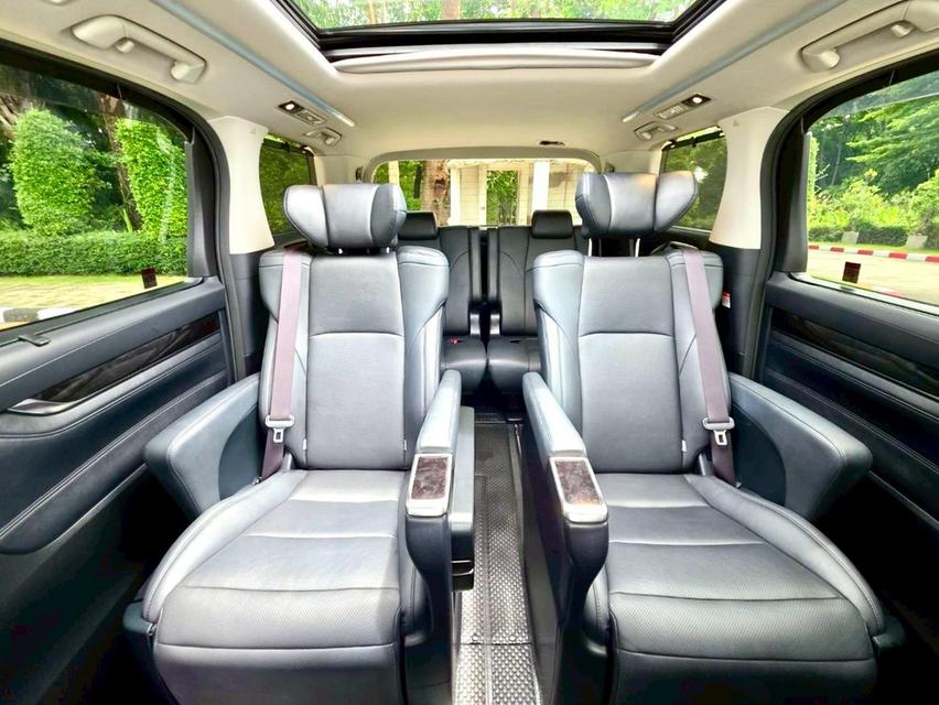 ขาย Toyota Alphard 2.5SC ปี23 12