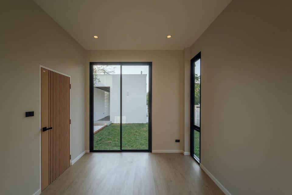 🏠 ขายบ้านเดี่ยว 2 ชั้น 5 นอน 5 น้ำ เพียง 10.9 ลบ. สวยคุ้มพร้อมอยู่! ✨ 16