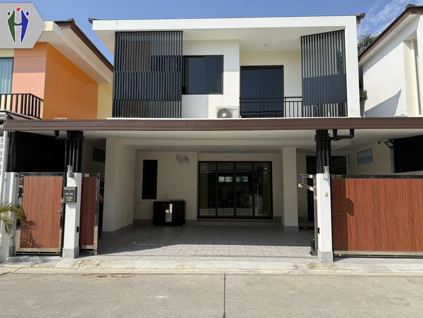 บ้านสองชั้น ให้เช่า ถนนพัฒนาการ เนินพลับหวาน 1