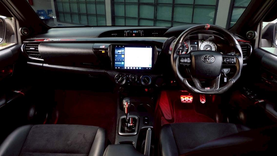 รหัสรถ KN5764 TOYOTA HILUX REVO รุ่น GR SPORT : เครื่องยนต์ 2.8 ดีเซล 2022 เกียร์ AUTO 14