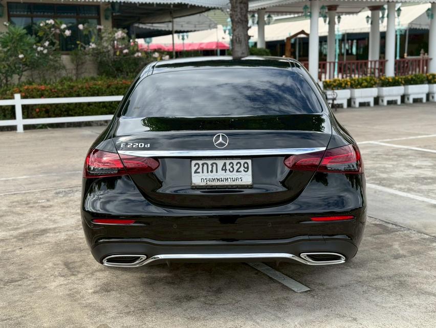 รหัสรถ SG4329 Benz E220d AMG Sport ปี2022 (Facelift) 4