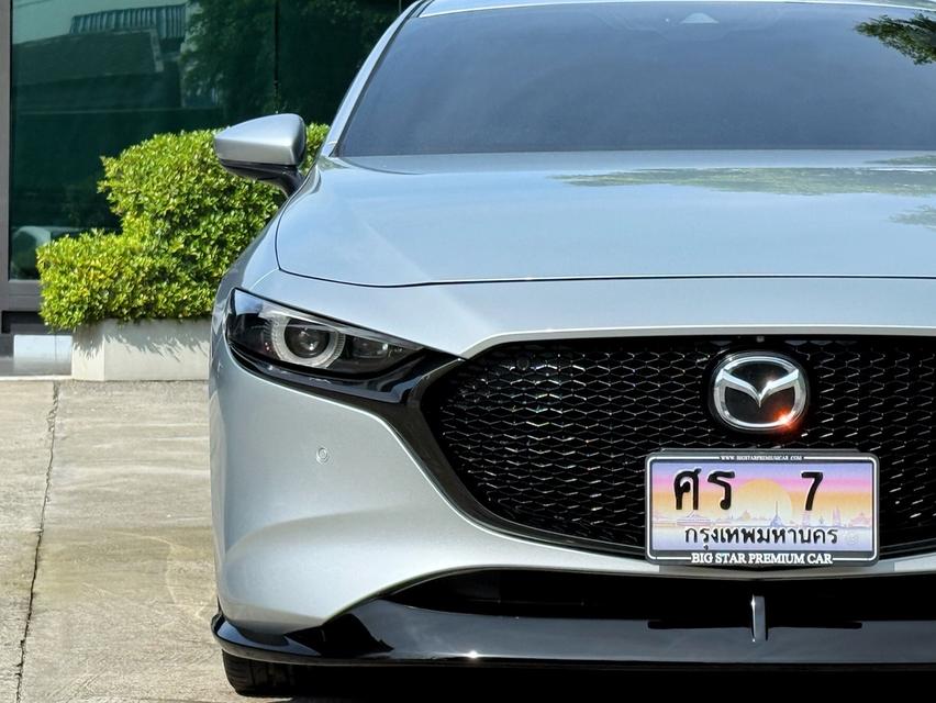 2020 MAZDA 3 2.0 SP SPORT รุ่น TOP รถสภาพสวยสมบูรณ์ พร้อมใช้งาน รถเข้าศูนย์ตามระยะ รถไม่เคยมีอุบัติเหตุครับ 7