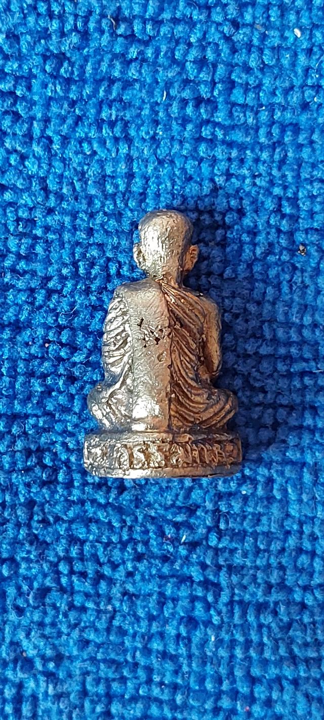 รูปหล่อหลวงพ่อไกร วัดลำะยา จังหวัดยะลา รูปย่อยที่ 4