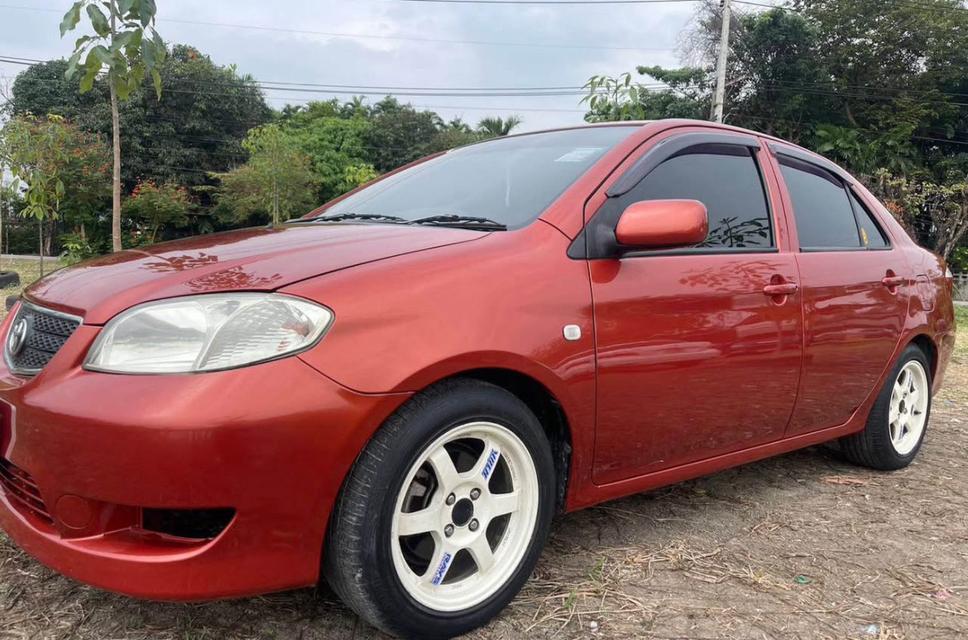 Toyota Vios ปี 2004 สีแดง 4