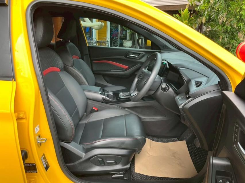 เกียร์ออโต้ 2024 MG MG5 1.5  D+ Sunroof 8