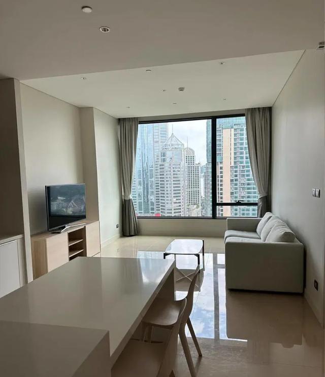 ขาย Condo Sindhorn Residence 1