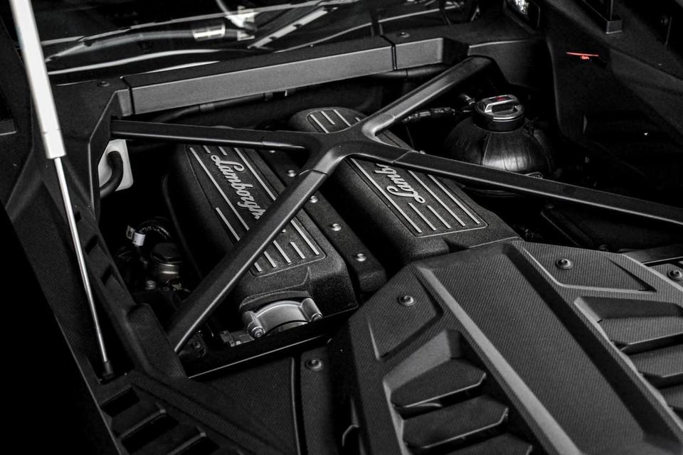 Huracán EVO 16