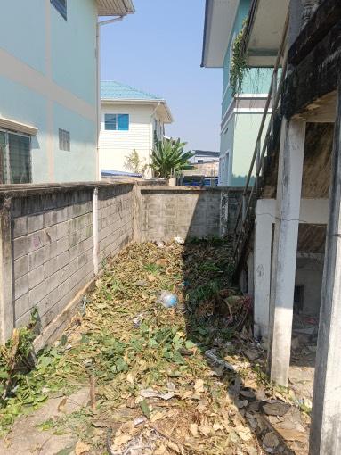 ที่ดิน พร้อมสิ่งปลูกสร้าง 4