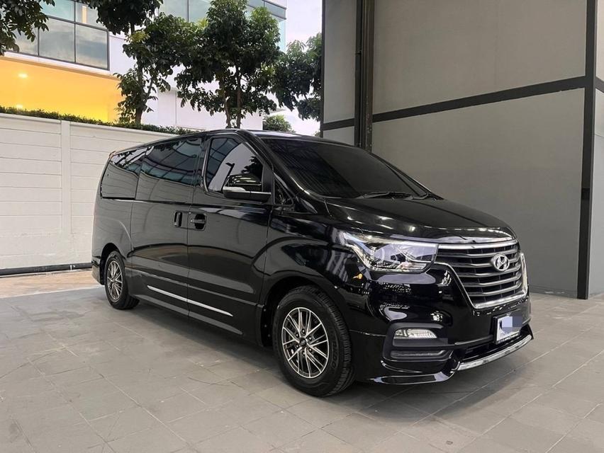 Hyundai H1 Elite ns ปี 2022 สีดำ รหัส KPC53