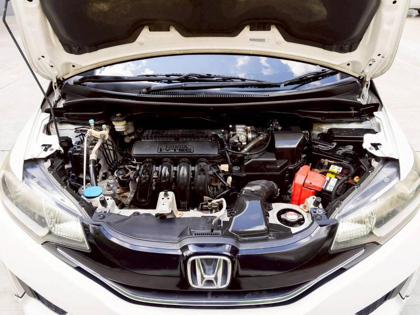 Honda Jazz 1.5V ปีจด 2015 ประกันเครื่องเกียร์3ปี3หมื่นkm 10