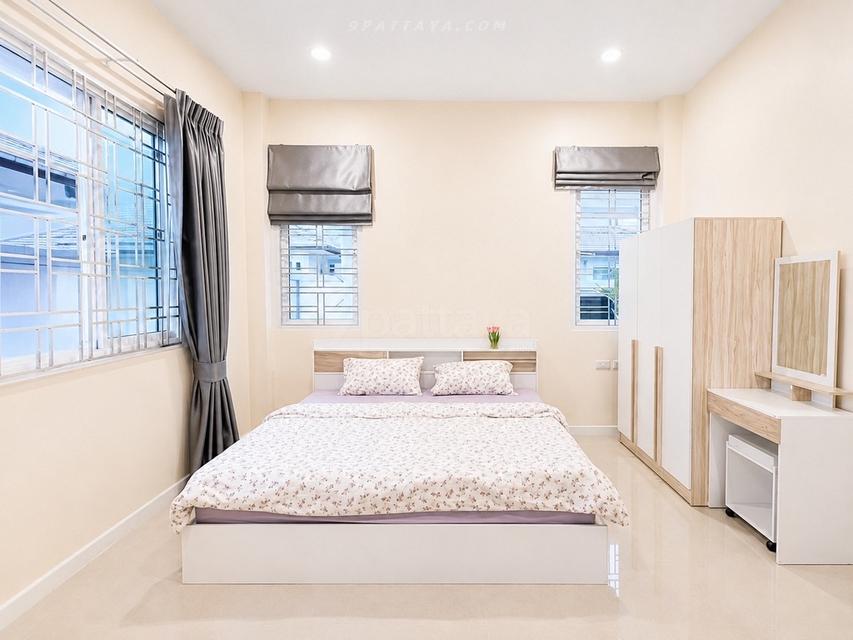For Sale — New Pool Villa in Huai Yai, PattayaNew pool villa for sale in Huai Yai, Pattaya. Residential home under construction, suitable for family l 6