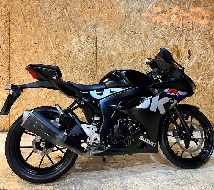 ปล่อยขายด่วน Suzuki GSX-R150 3