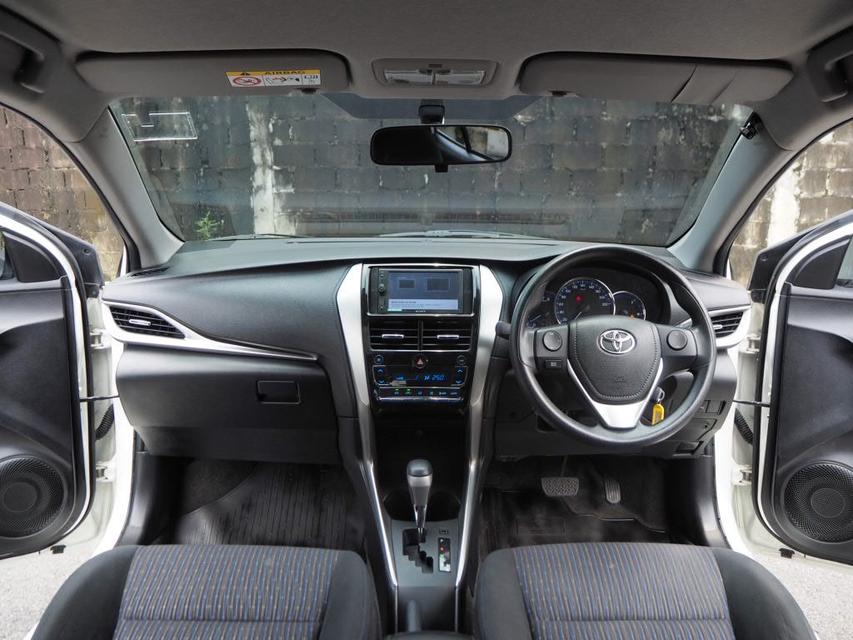 TOYOTA YARIS ATIV 1.2 E  ปี2020 11