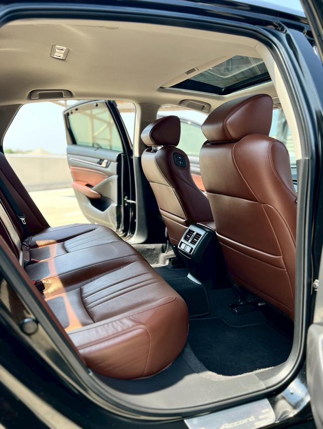HONDA ACCORD 2.0 Hybrid TECH ปี2019 สีดำ