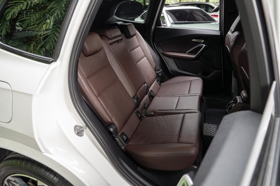 BMW X1 sDrive20i M Sport โฉม U11 ปี 2023 6