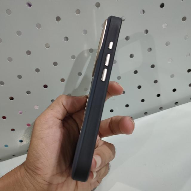 🔥เคส Torras Iphone 17 pro ยังใหม่ รูปที่ 5
