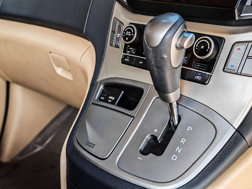 ขาย HYUNDAI H-1 2.5 ELITE ปี 2022 ไมล์ 40,000 กม. 12