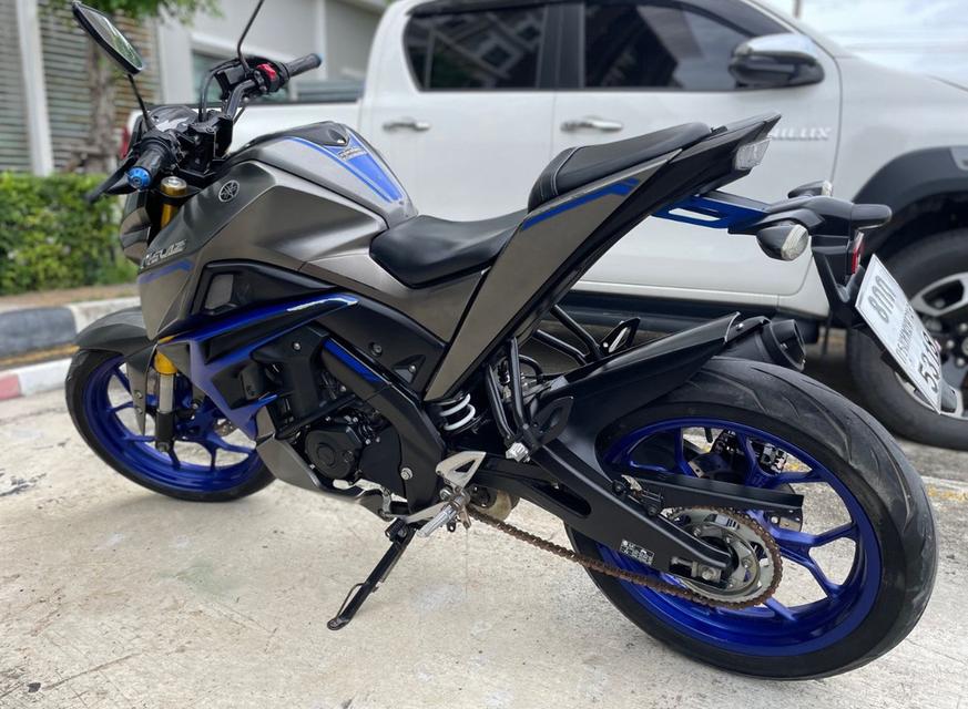 Yamaha M - Slaz สีดำน้ำเงิน 3