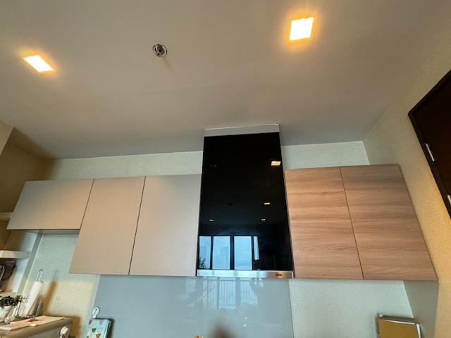 Rhythm Sathorn Condominium 8