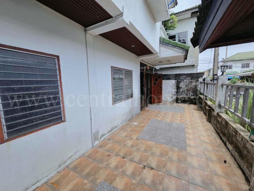 ทาวน์เฮ้าส์ บ้านนริศรา รังสิต - คลอง 11 หลังใหญ่ 3