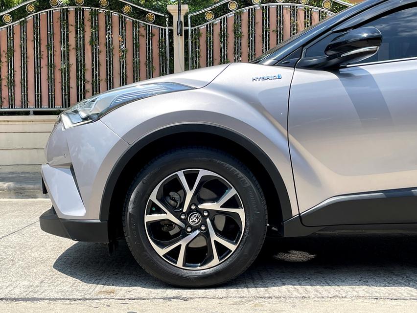 TOYOTA C-HR 1.8 HYBRID HI (MNC) ปี 2021 สภาพนางฟ้า รูปที่ 6