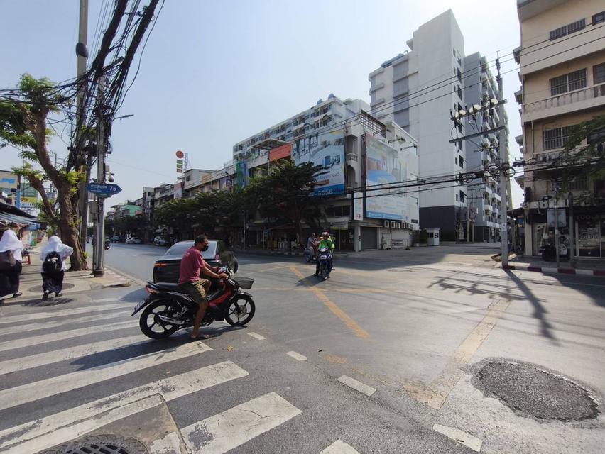 ที่ดิน ประชาอุทิศ 75 แยก 10 ขนาด 1 ไร่ กว่า แปลงสวย ถมแล้ว ใกล้ซอยย่อยเพียง 50ม. 6