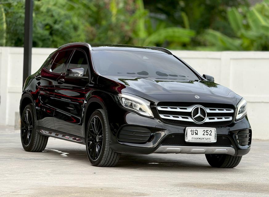 Benz Gla250 ปี19