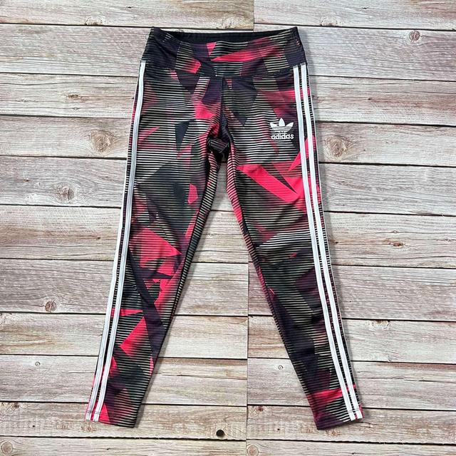 กางเกงฟิตเนสผ้ายืด adidas