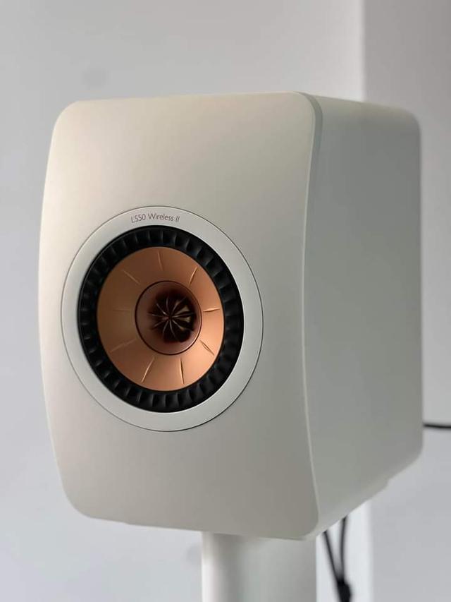 KEF LS 50 Wireless ii สีขาว 2