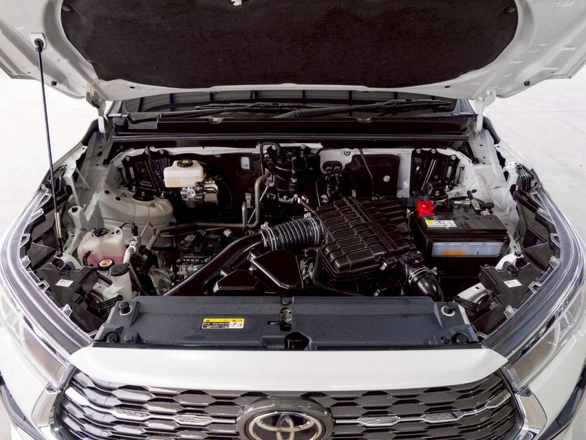 Toyota Innova Zenix 2.0 Hev Premium ปีจด 2024 13