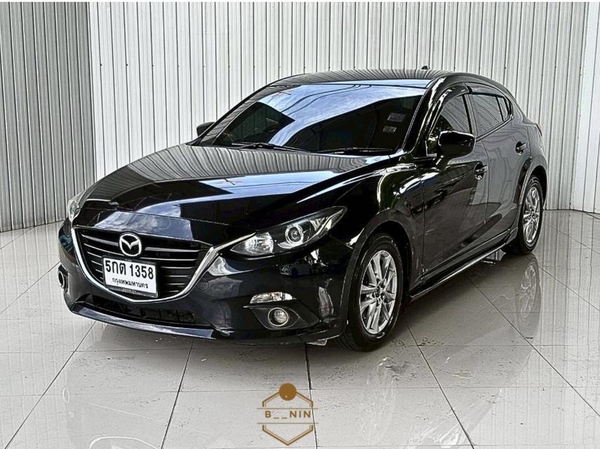 รถยนต์ mazda 10