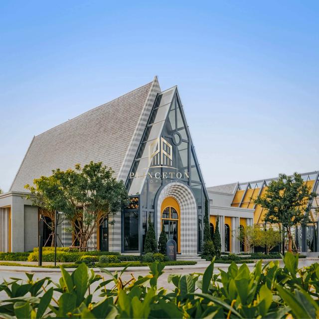 Grand Bangkok Boulevard Rama 9 – Krungthep Kreetha 19