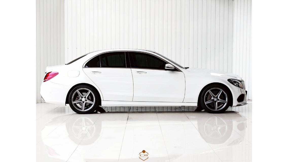 รถ Benz  4