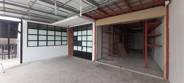 ให้เช่า บ้าน โฮมออฟฟิศ หมู่บ้านอยู่เจริญ ซอยรัชดา 18 เหมาะทำออฟฟิศ 17