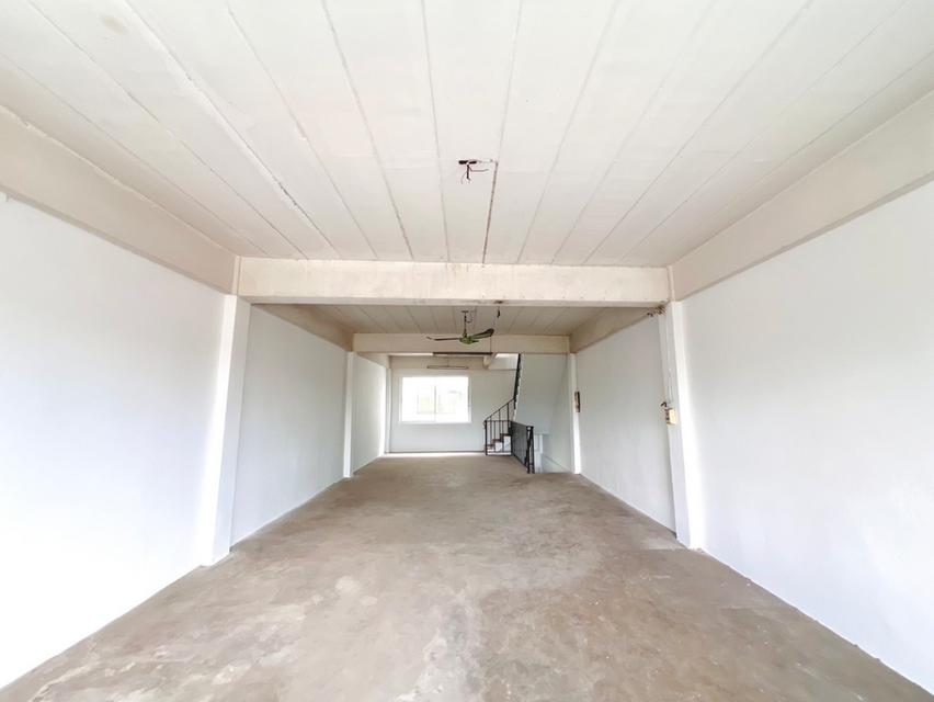 ขายอาคารพาณิชย์ 4.5 ชั้น ซอยสุขสวัสดิ์ 6 (ต้นซอย) เขตจอมทอง กรุงเทพ ใกล้วัดนาคนิมิตร ใกล้ทางด่วน 6