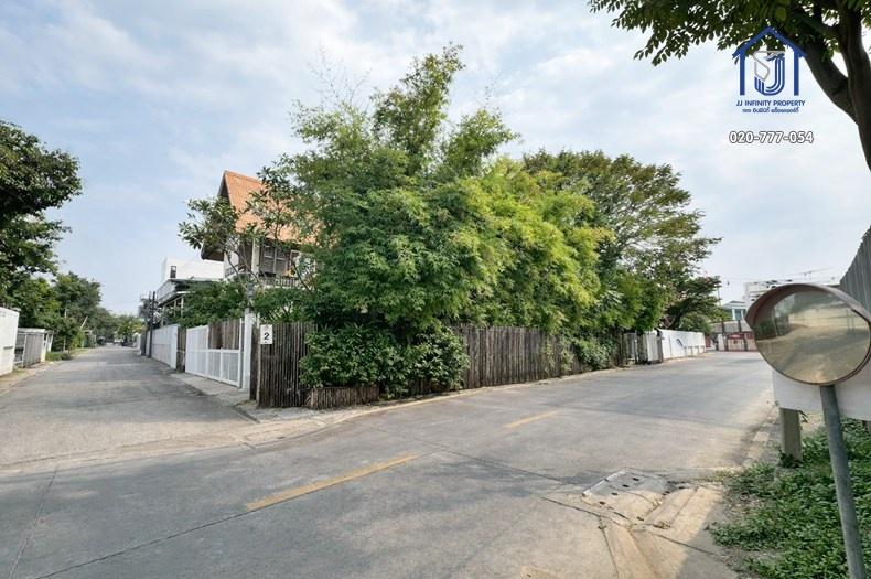 ขายบ้านเดี่ยว 2 ชั้น 99 ตารางวา  ซอยนาคนิวาส 37 ไกล้เลียบด่วน-เกษตรนวมินทร์ 4