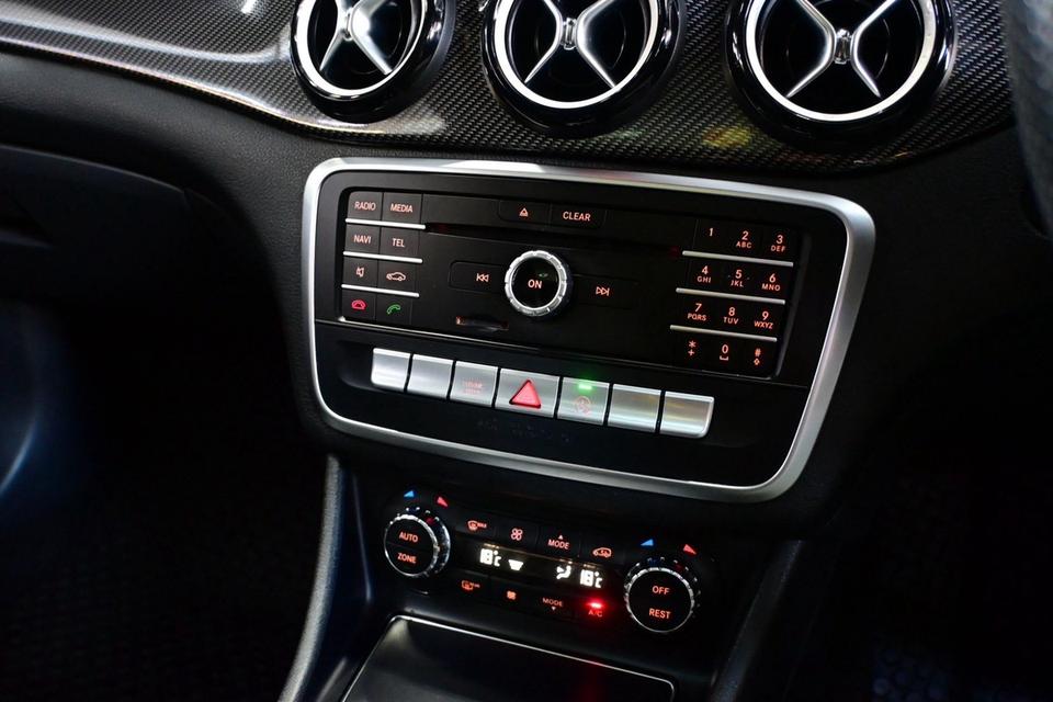 (แจ้งรหัสรถ JRS4487) ⚡ 🚘 BENZ CLA 250 AMG NIGHT EDITION ปี 2019รถมือเดียวป้ายแดง ประวัติศูนย์ทุกระยะ รูปที่ 19