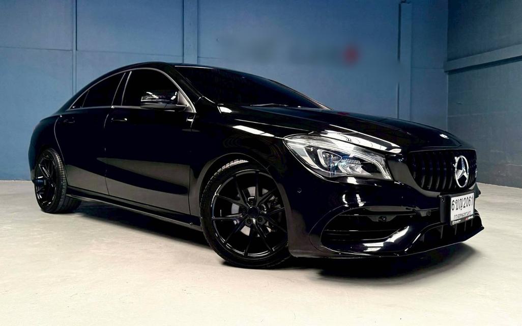 Mercedes-Benz CLA200 Urban Facelift