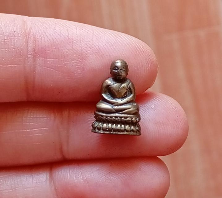 พระชัยเศียร ล้น วัดสุทัศน์ รูปย่อยที่ 4